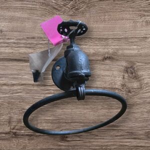 Industrial Black Metal Towel Ring